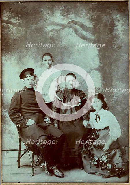 Cossacks family, 1900s.