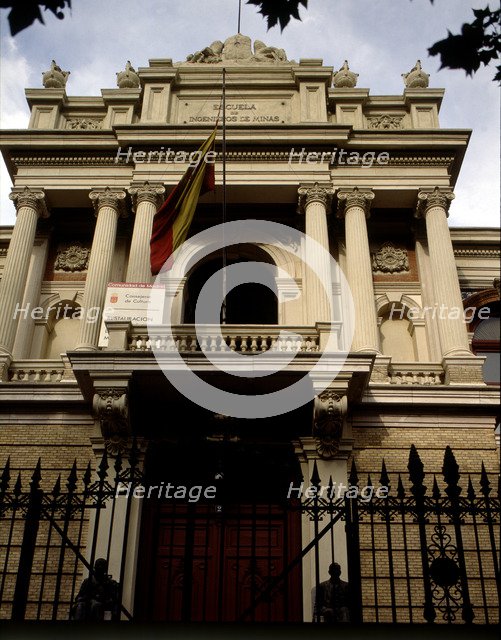 Detail of the façade of the School of Mining Engineering, built by architect Ricardo Velazquez Bo…