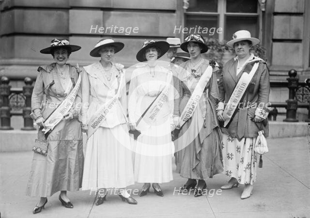 Confederate Reunion - Maid And Matrons of Honor From Memphis, 1917. Creator: Harris & Ewing.