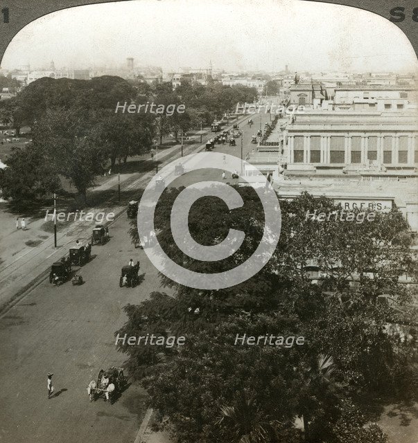 Chowringhee Road, Calcutta, India, c1900s(?).Artist: Underwood & Underwood