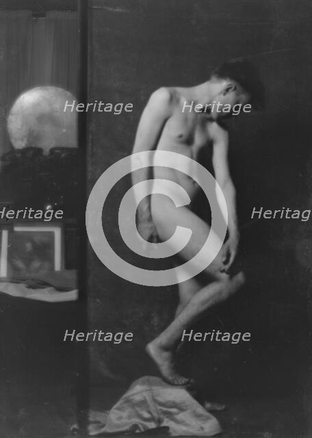 Marion Morgan dancer, portrait photograph, between 1914 and 1927. Creator: Arnold Genthe.