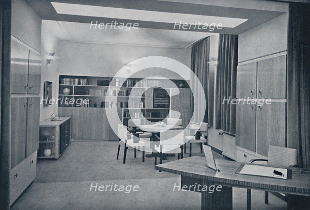 'Paul Bromberg. Combined drawing- and dining-room in a house at Rotterdam, in ivory, red-orange and  Artist: Unknown.