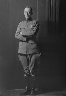 Captain George Davis, portrait photograph, 1918 Sept. 7. Creator: Arnold Genthe.