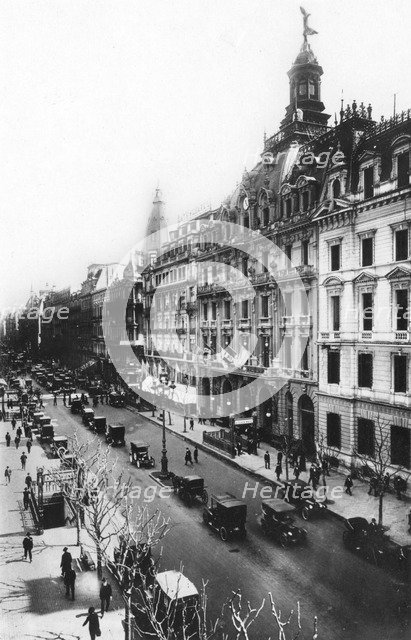 The La Prensa building, Avenida de Mayo, Buenos Aires, Argentina, early 20th century. Artist: Unknown