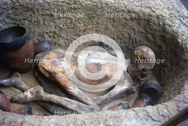 Early Egyptian burial known as 'Ginger'. Artist: Unknown