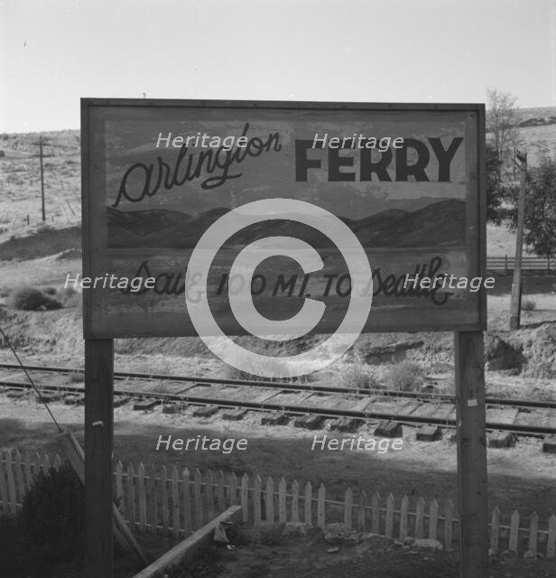 On transportation outskirts of small Oregon town on the Columbia River, Arlington, Oregon, 1939. Creator: Dorothea Lange.