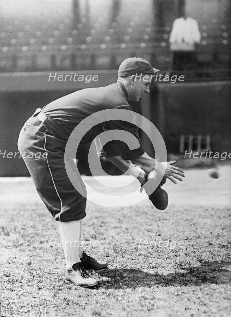 Ray Schalk, Chicago Al (Baseball), 1914. Creator: Harris & Ewing.