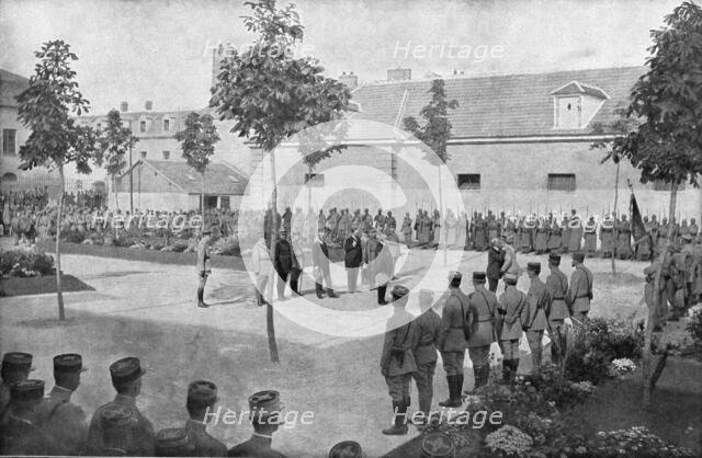 '' La Medaille Militaire de Petain; Le 23 aout 1918, au grand quartier general, a provins..., 1918. Creator: Unknown.