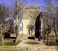 Exit from the Gur-Emir mosque, Samarkand, between 1905 and 1915. Creator: Sergey Mikhaylovich Prokudin-Gorsky.