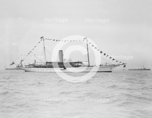 The 700 ton steam yacht 'Rovenska', 1911. Creator: Kirk & Sons of Cowes.