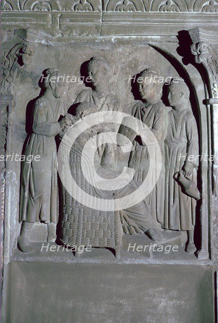 Depiction of Roman women's hair dressing on an altar. Artist: Unknown
