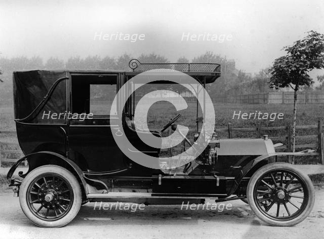 1909 Nagant - Hobson. Creator: Unknown.