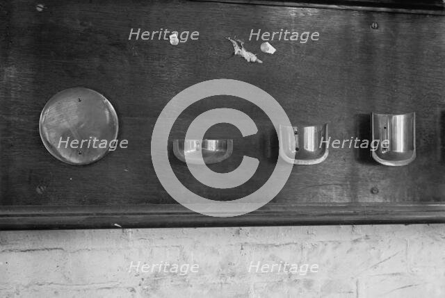 Navy Yard, U.S., Washington - Caps., Torpedo Shop, 1917. Creator: Harris & Ewing.