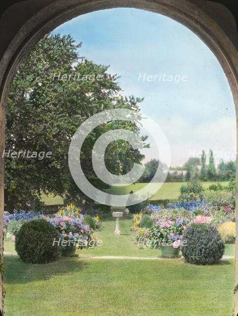 "Allgates," Horatio Gates Lloyd house, Cooperstown Road, Haverford, Pennsylvania, 1919. Creator: Frances Benjamin Johnston.