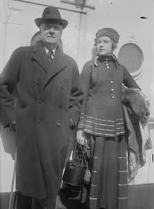 Sir H.B. Tree & Miss Tree, 1916. Creator: Bain News Service.