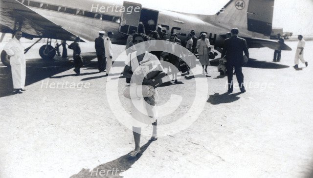 Madrid. Barajas Airport. Arrival of an airliner, 1940s.