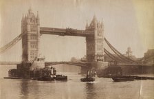 Tower Bridge, London, c1907. Artist: Unknown