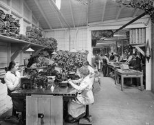 Workshop, Hampton's Munitions Works, Lambeth, London, 1914-1918. Artist: Bedford Lemere and Company