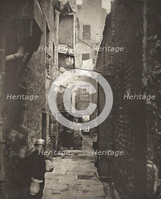 Close No. 37 High Street (#15), Printed 1900. Creator: Thomas Annan.