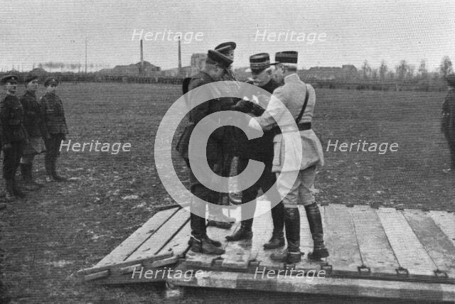 'Le general Joffre sur les fronts Anglais et Francais; le successeur marechal French..., 1916. Creator: Unknown.