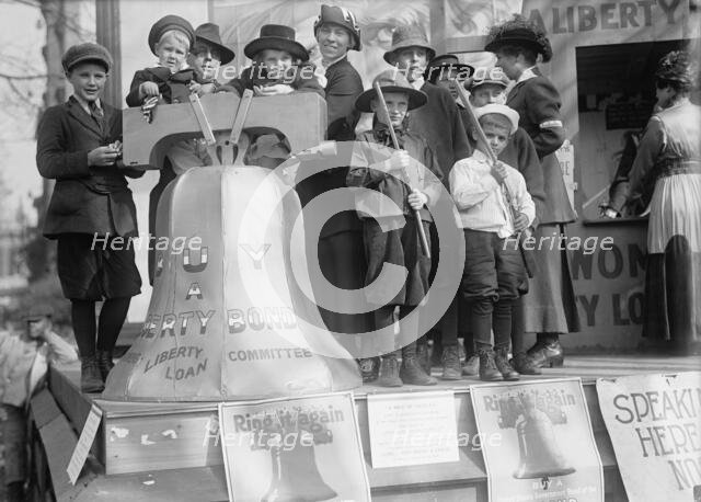 Liberty Loans - Liberty Bell, Replica, 1917. Creator: Harris & Ewing.