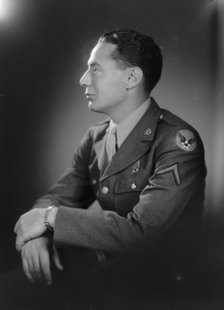 Kaiser, Henry - Portrait, 1943. Creator: Harris & Ewing.