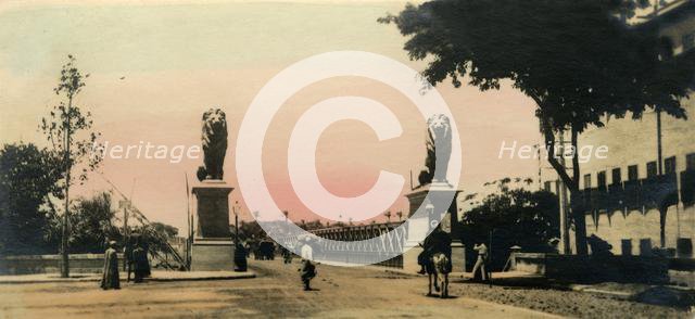 'Cairo: The Kasr - El - Nile Bridge', c1918-c1939. Creator: Unknown.