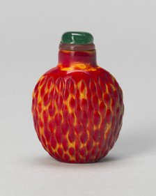 Spade-Shaped Snuff Bottle with Basketweave Pattern, Qing dynasty (1644-1911), 1730-1800. Creator: Unknown.