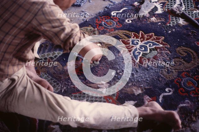 Tibetan refugee carpet project, Dharamsala, India, 1988. Creator: Amanda Waite.