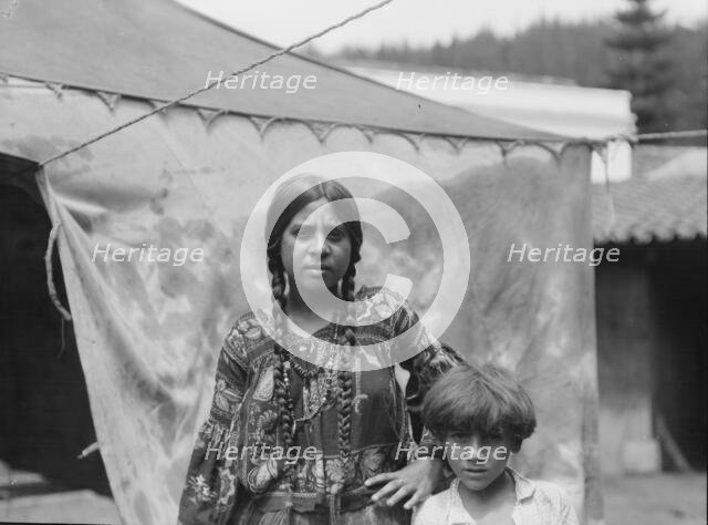 Travel views of Cuba and Guatemala, between 1899 and 1926. Creator: Arnold Genthe.