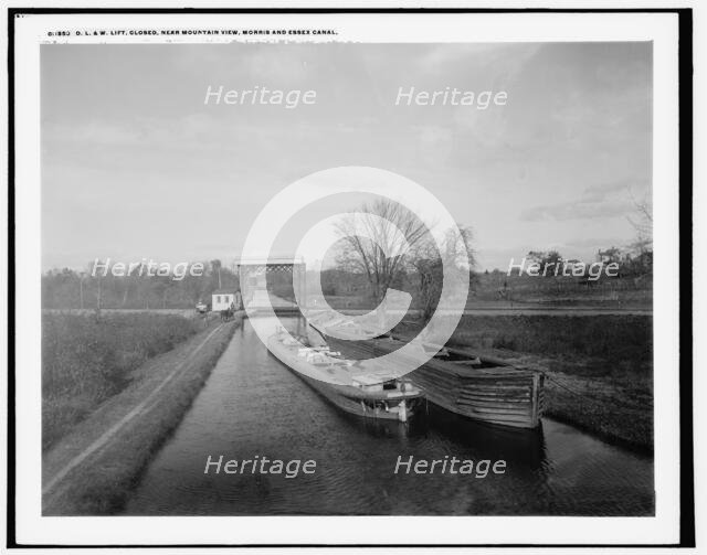 D.L. and W. lift, closed, near Mountain View, Morris and Essex Canal, N.J., between 1890 and 1901. Creator: Unknown.