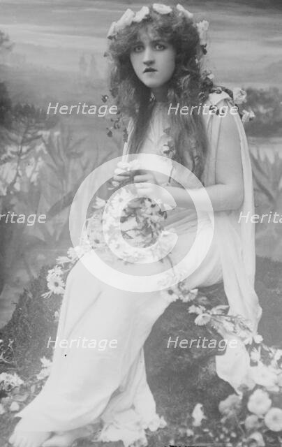 Mignon Nevada as "Ophelia", between c1915 and c1920. Creator: Bain News Service.