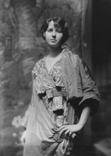 Claflin, Beatrice, portrait photograph, 1913. Creator: Arnold Genthe.