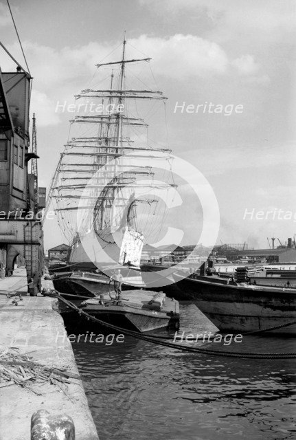 `Viking' barque at the West India Dock, Isle of Dogs, London, c1945-c1965. Artist: SW Rawlings