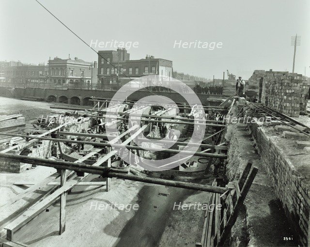 Building the sewer at Stratford High Street, West Ham, London, 1905. Artist: Unknown.