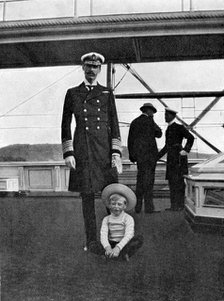King Haakon VII of Norway (1872-1957) with his son Olav (1903-1991), 1908.Artist: Queen Alexandra