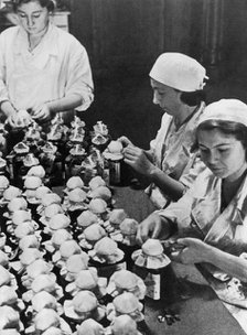 Women sealing flasks of donated blood, World War II, Moscow, 1941. Artist: Unknown