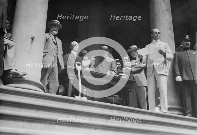 At Gaynor notification 9/3/13, 1913. Creator: Bain News Service.