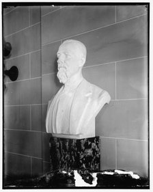 Sculpture, bust: Barrios, presented by Guatemala, between 1910 and 1920. Creator: Harris & Ewing.