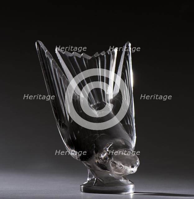 Hirondelle Lalique mascot. Creator: Unknown.