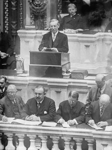 Congress, U.S. - Opening Message, 63rd Congress, 1913. Creator: Harris & Ewing.