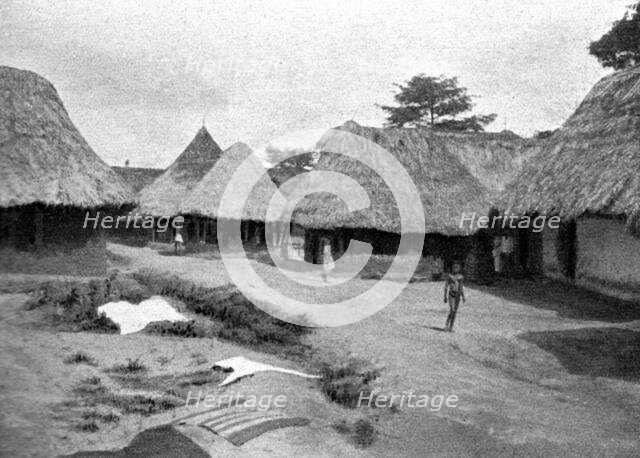 ''Un village dans le Sierra Leone; L'Ouest Africain', 1914. Creator: Unknown.