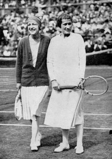 Suzanne Lenglen (left) and Elizabeth Ryan before their last singles match at Wimbledon, 1925. Artist: Unknown