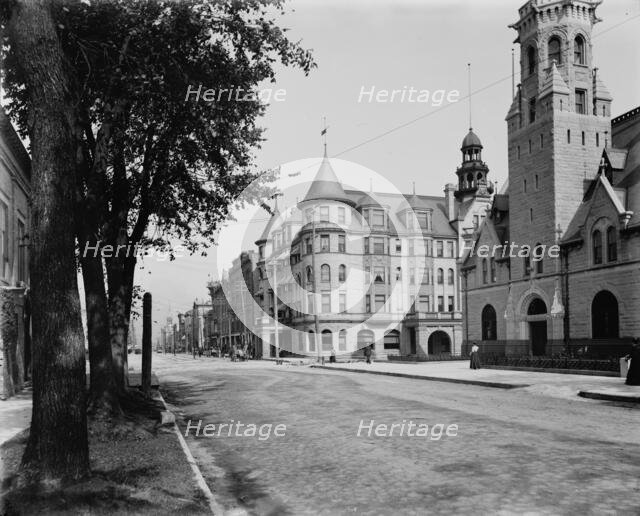 Main St., Racine, Wis., c1899. Creator: Unknown.
