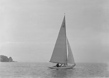 The 6 Metre 'Cni', 1921. Creator: Kirk & Sons of Cowes.