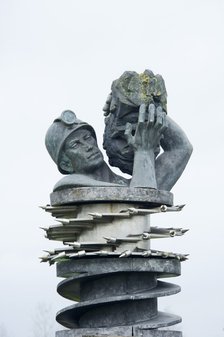 Monument to James Anderton, inventor of the Anderton Shearer Loader, 2015. Artist: Alun Bull.