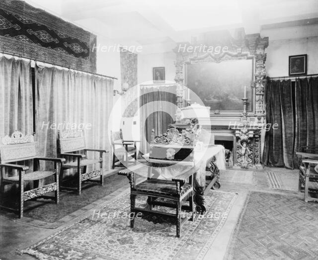 "El Fureidis," James Waldron Gillespie house, Parra Grande Lane, Montecito, California, 1917. Creator: Frances Benjamin Johnston.