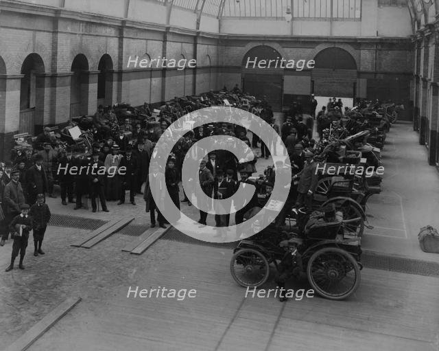 1900 One Thousand Mile trial. Creator: Unknown.