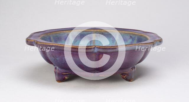 Lobed Basin for Flowerpot, Ming dynasty (1368-1644), 15th century. Creator: Unknown.