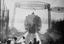 Launch of QUEEN MARY, 1912. Creator: Bain News Service.